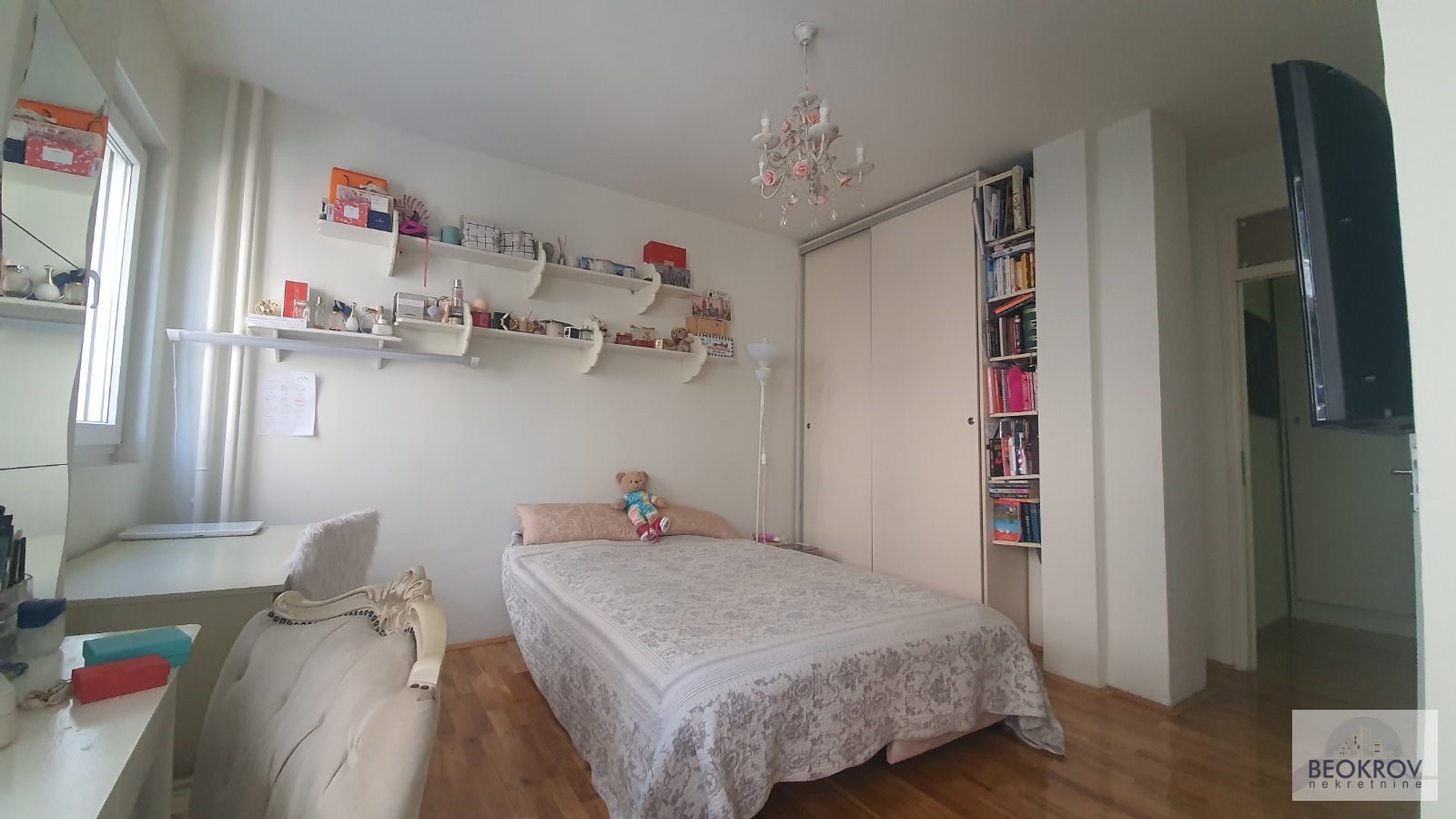 211556 nekretnina 